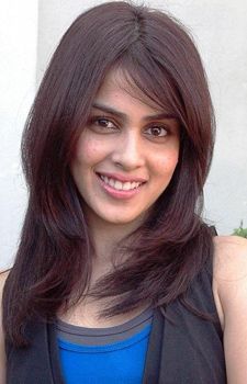 Genelia D'Souza - BollywoodMDB Genelia D'Souza - BollywoodMDB