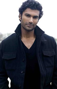 Sendhil Ramamurthy