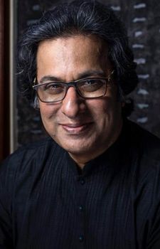 Talat Aziz