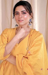 Ridhi Dogra
