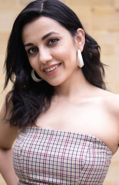 Esha Kansara