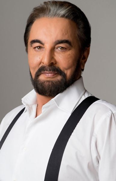 Kabir Bedi
