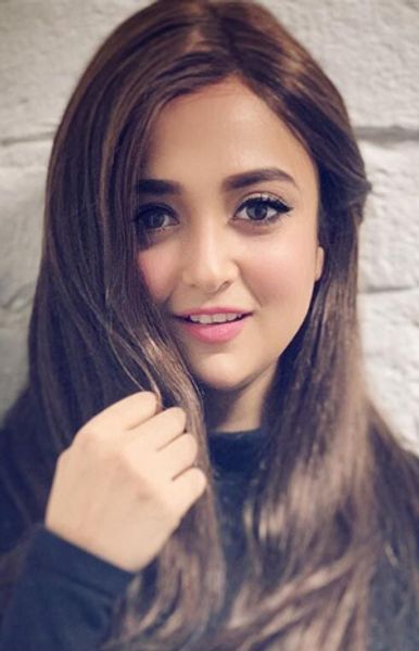 Monali Thakur