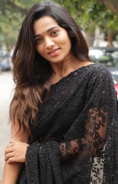 Rekha Nirosha