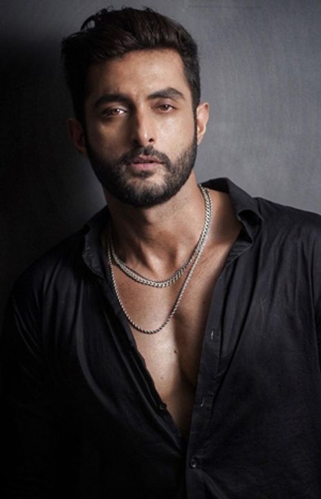 Aadil Khan