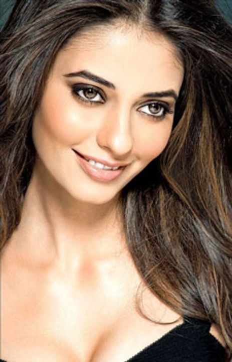 Ayesha Khanna