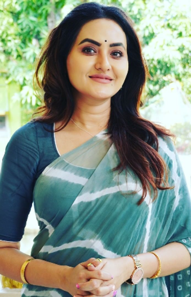 Ananya Banerjee - Biography, Movies, Photos | BollywoodMDB
