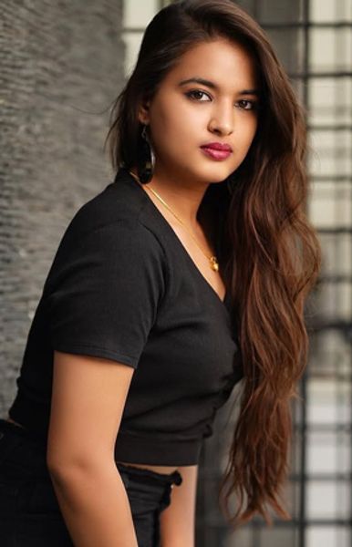Vishika Kota