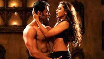 'Aiyyaa' 1st Monday Box Office Collection-Very Poor