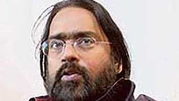 Directing Dharmendra was a challenge for Sangeeth Sivan