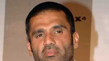 Genelia is like my daughter says Suniel Shetty