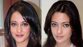 Raima and Riya Sen share the secret of their bonding