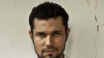 Randeep wants to try the comedy