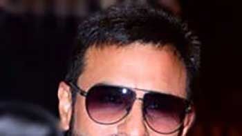 Saif Ali Khan to Play a Superhero Character in Milan Luthria's Next Film 