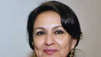 Saif & Kareena Getting Married in October – Confirms Sharmila Tagore 