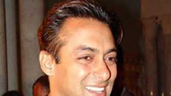 Salman Khan Has Denied Resurfacing Of Nerve Disorder