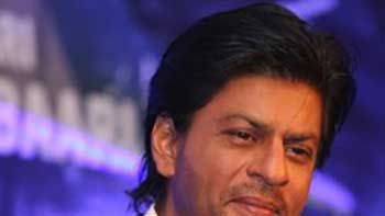 Shahrukh Khan Pays Visit To Sets Of 'Ram Leela'.