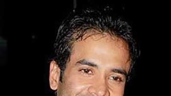 Tusshar gets naughty; was Doubtful About 'Kyaa Super Kool Hai Hum'