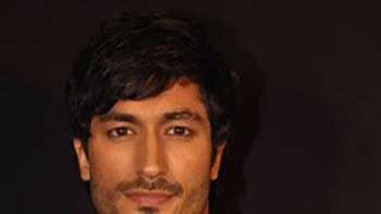 Vidyut Jamwal replaces Irfan in Bullet Raja