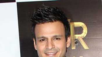 Vivek got influenced by Amir's Character in Rangeela.