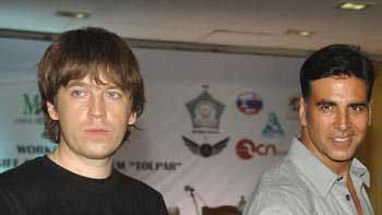 Akshay Kumar acquires training in Russian knife fighting