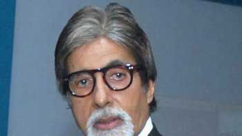 Amitabh Bachchan\'s return gift to his fans on his Birthday!