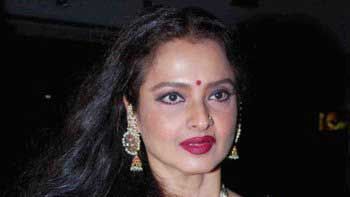 Bollywood\'s mystic beauty, Rekha turns 59!