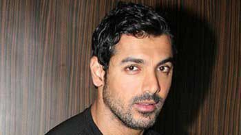 John Abraham to star in \'Hera Pheri 3\' and \'Awara Paagal Deewana 2\'