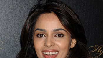 Mallika Sherawat receives invitation to speak at Oxford