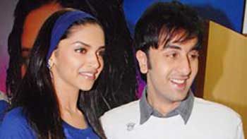 Ranbir Kapoor and Deepika Padukone's Auto ride in Udaipur