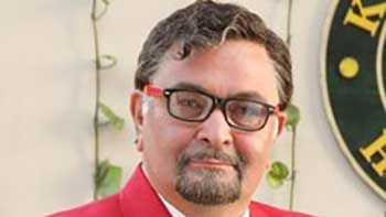 Rishi Kapoor turns bohemian businessman in Kaanchi.