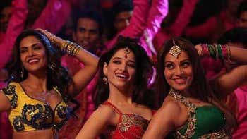 Rs 2 crore \'Piya Ka Bazaar\' song for \'Humshakals\'