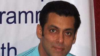 Salman Khan complets shooting for climax scene of \'Jai Ho\'