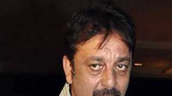 Sanjay Dutt dubs for \'Policegiri\' in three hours!