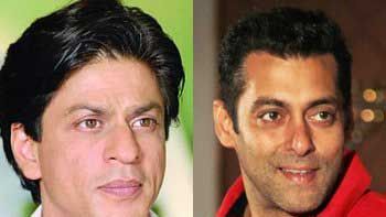 Shah Rukh Khan sprints ahead Salman Khan in \'Times Celebex\' ranking