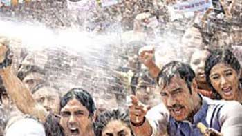 The trailer of \'Satyagraha\' to be launched globally