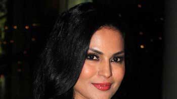 Veena Malik says good bye to film industry