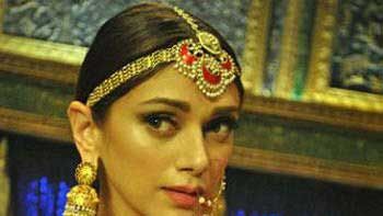 Aditi Rao Hydari shoots a special song for a Marathi film \'Rama Madhav\'