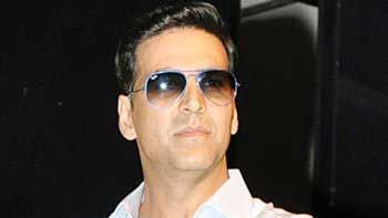 Akshay Kumar to go LIVE for \'Entertainment\'