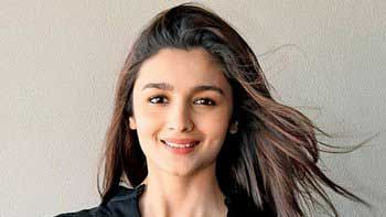Alia Bhatt to sing for \'Humpty Sharma Ki Dulhania\'