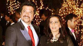 Anil Kapoor plans for a mini vacation with wife Sunita