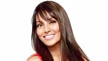 Bipasha Basu turns Mommy for Vikram Phadnis