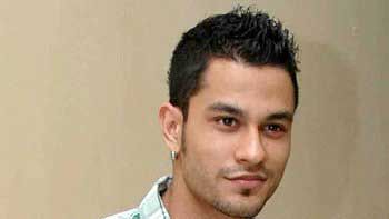 Kunal Khemu to star in \'Jab Jab Fool Mile\'