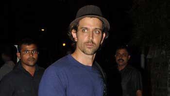 'Mohenjo Daro' gets postponed to January!