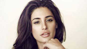 Nargis Is Having A Nice Time Cooking!