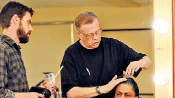 Oscar Winning Makeup Artist For SRK's Look In 'Fan'