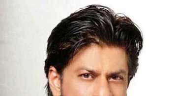 Shah Rukh Khan works non-stop 15 hours for 'Fan'