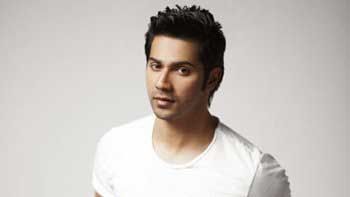 Varun Dhawan to portray three generations in \'Badlapur\'