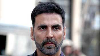 'Airlift' Box-office: Superb Monday, Tuesday; Crosses 70 Crore Mark!