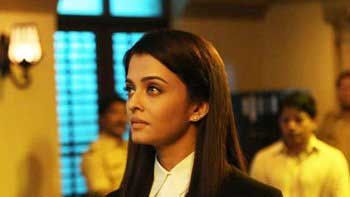 Aish To Shoot 'Jazbaa' Fight Sequences Indoors To Avoid Leaks!